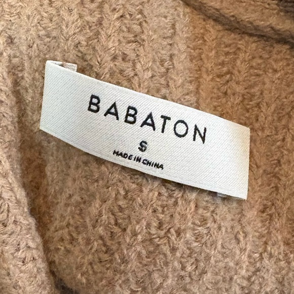 Aritzia - Babaton Sweater - Picture 5 of 7